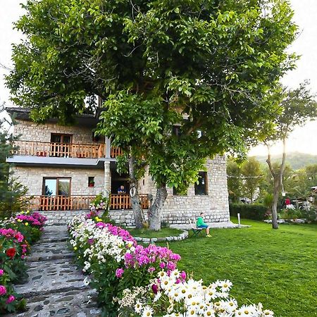 Bujtina Shkodrani Bed & Breakfast Voskopoje Ngoại thất bức ảnh