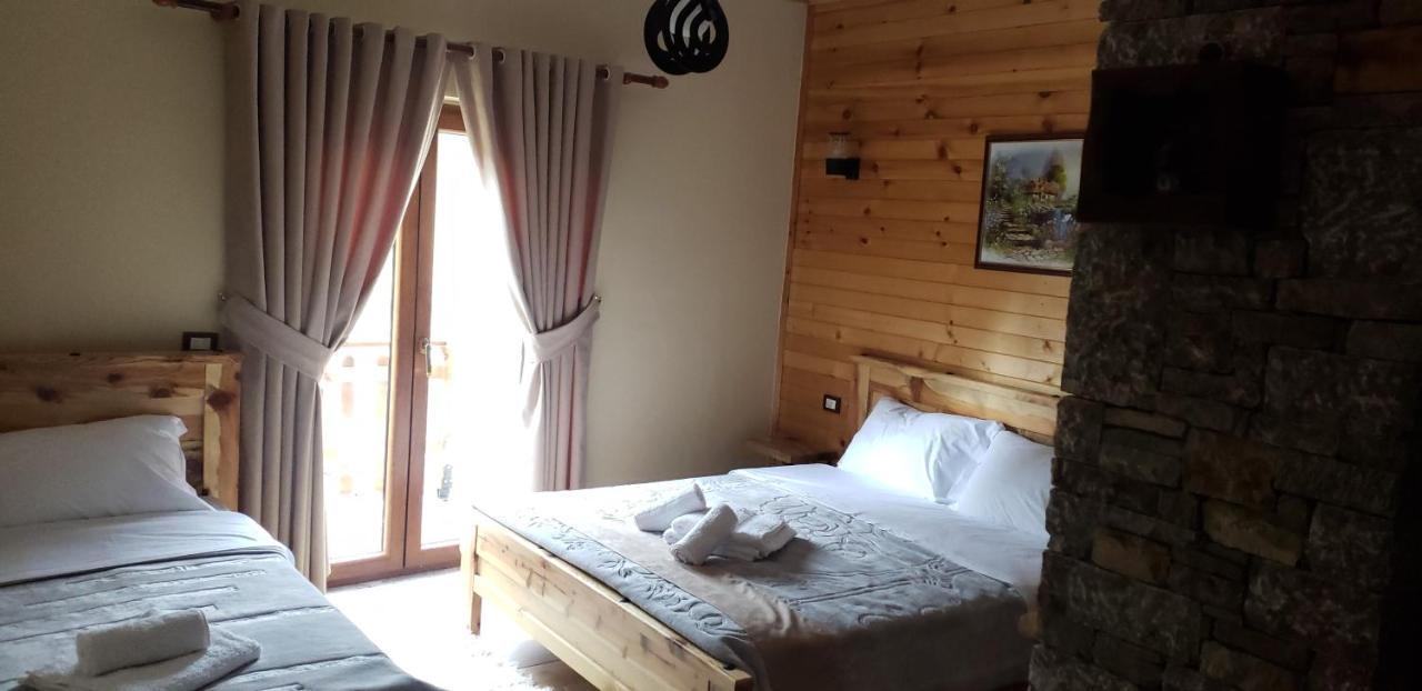 Bujtina Shkodrani Bed & Breakfast Voskopoje Ngoại thất bức ảnh