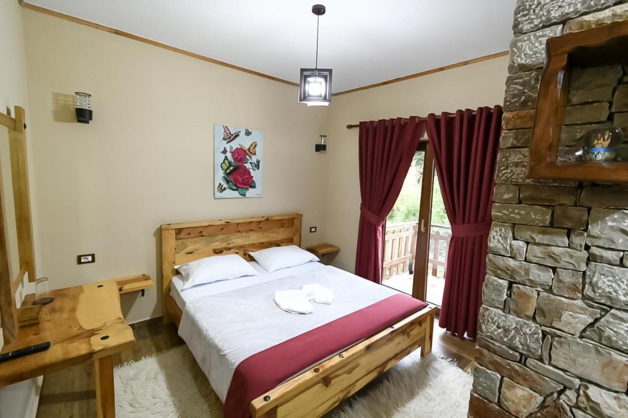Bujtina Shkodrani Bed & Breakfast Voskopoje Ngoại thất bức ảnh