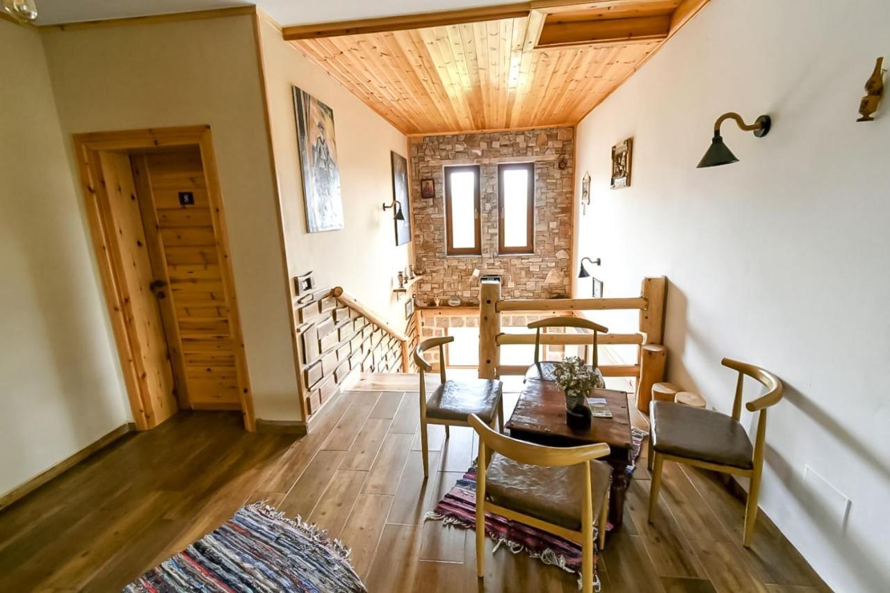 Bujtina Shkodrani Bed & Breakfast Voskopoje Ngoại thất bức ảnh